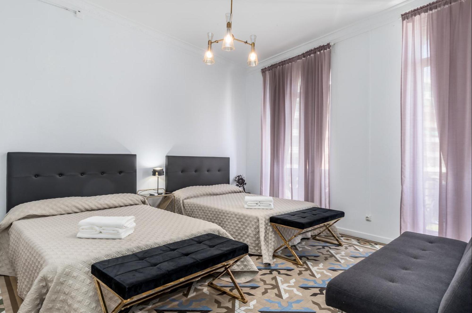 New Calabuig Apartaments Valencia Eksteriør billede