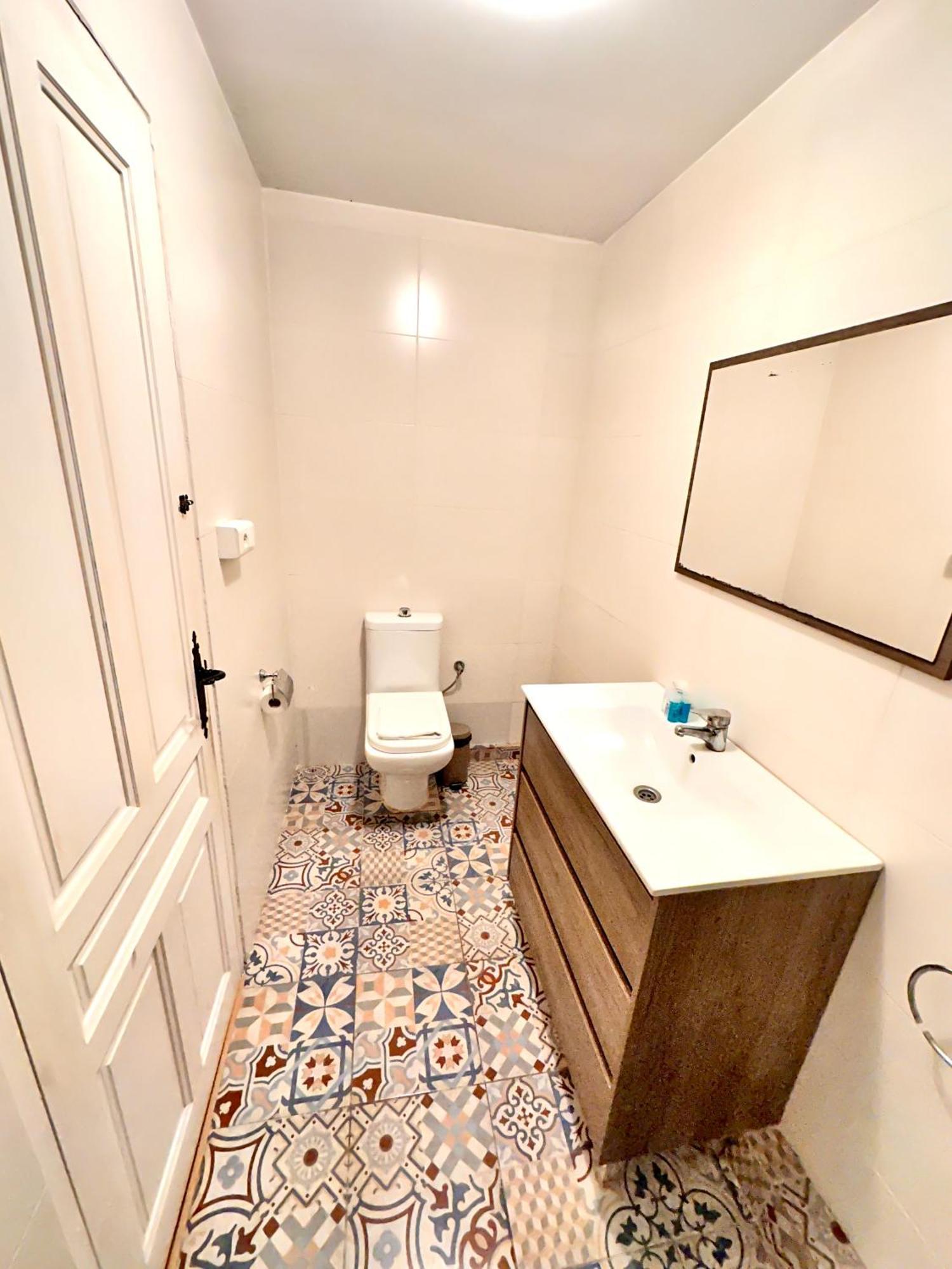 New Calabuig Apartaments Valencia Eksteriør billede